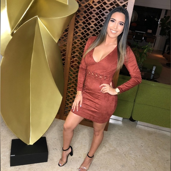 Suede long sleeve dress in color rust - Picture 2 of 4